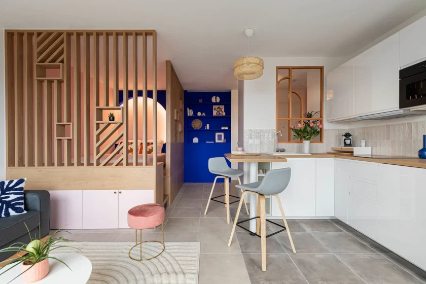 Coin bureau lumineux avec WiFi - Studio West View