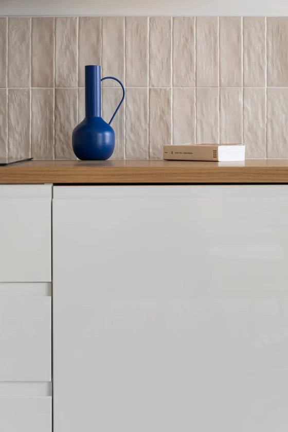 Kitchenette fonctionnelle équipée - West View 33m²