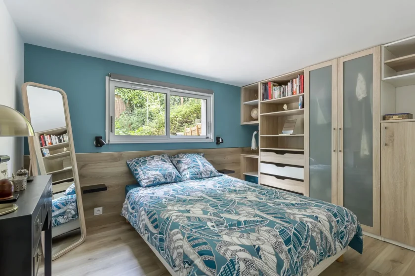 Chambre confortable avec literie premium - West Garden
